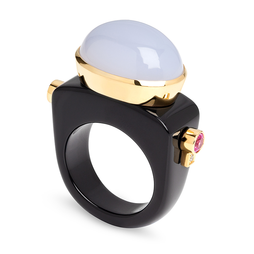 Dolce-Vita-onyx-ring-set-with-blue-chalcedony-pink-sapphires-diamonds-18k-gold-copy